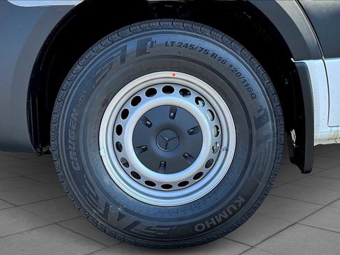 New 2025 Mercedes-Benz Sprinter 2500 image 11