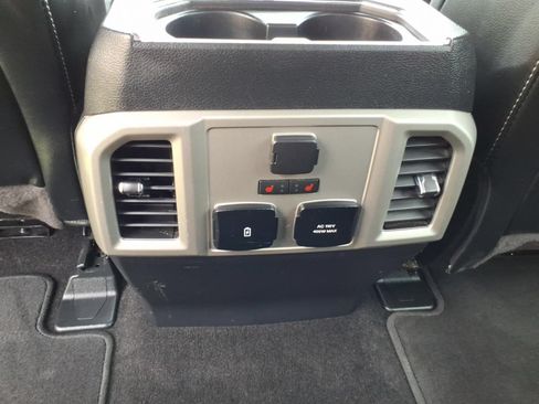 Used 2020 Ford F150 Lariat w/ Equipment Group 502A Luxury AWD/4WD image 33