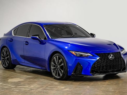 Used 2024 Lexus IS 350 F Sport w/ Navigation Package RWD image 7
