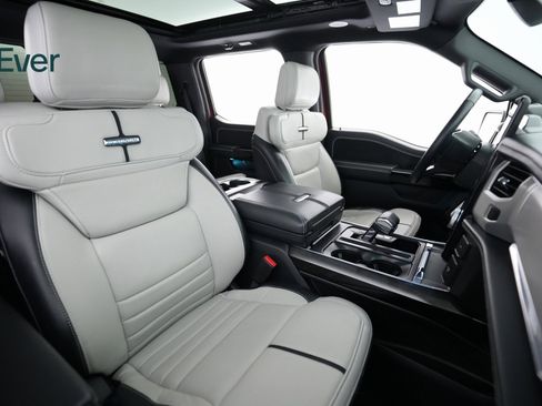 Used 2022 Ford F150 Lightning Platinum image 8