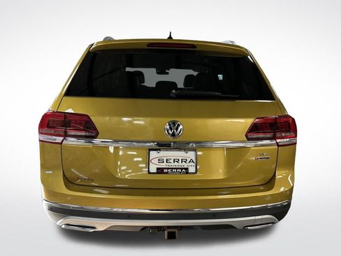 Used 2018 Volkswagen Atlas SEL Premium image 4