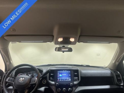 Used 2020 RAM 3500 Tradesman w/ Chrome Appearance Group RWD image 18