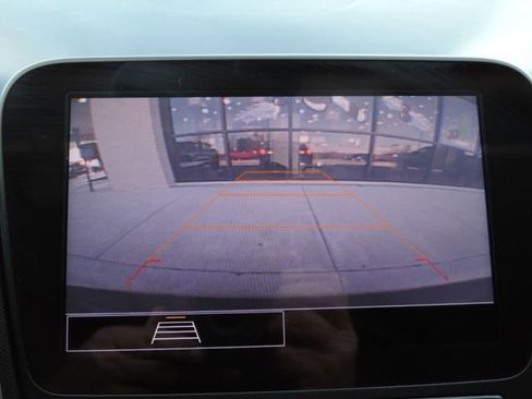 Used 2022 Chevrolet Malibu LT image 30