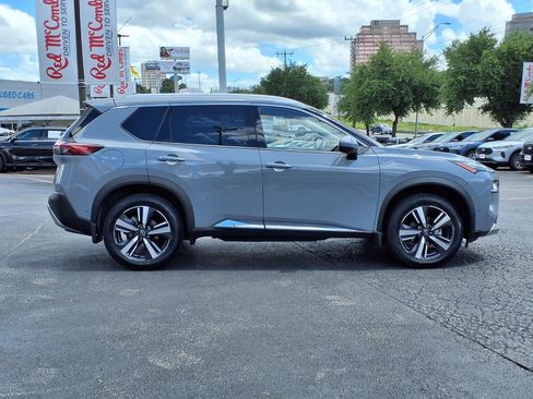Used 2023 Nissan Rogue Platinum w/ Platinum Premium Package FWD image 5