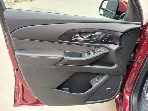 Certified 2021 Chevrolet Traverse High Country image 13