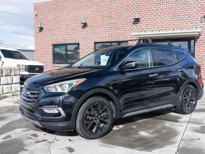 Used 2017 Hyundai Santa Fe Sport w/ 2.0T Ultimate Tech Package 05