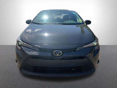Used 2025 Toyota Corolla LE FWD image 8