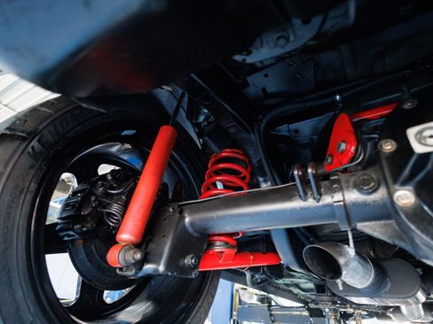 Used 1993 Ford Mustang Cobra image 79