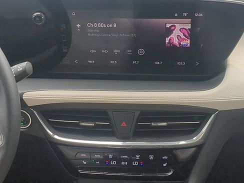 Used 2026 Buick Encore GX Avenir w/ Avenir Technology Package FWD image 17
