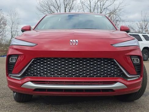 New 2026 Buick Envista Avenir image 11