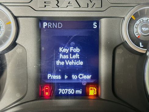 Used 2022 RAM 2500 Tradesman w/ Chrome Appearance Group image 15