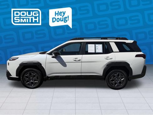 Used 2026 Subaru Outback Premium AWD/4WD image 2