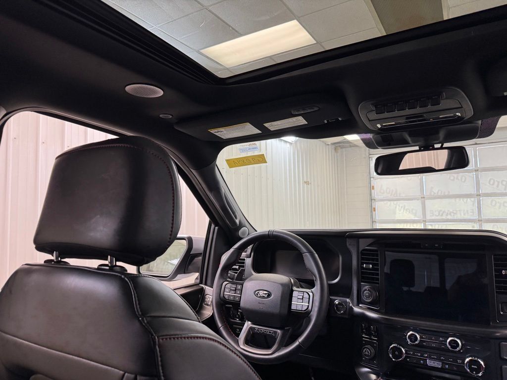 Used 2025 Ford F150 Raptor AWD/4WD image 28