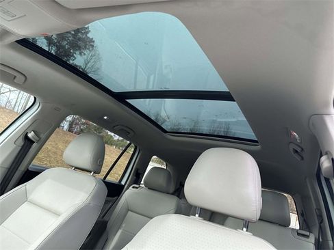 Used 2021 Volkswagen Atlas SEL image 21