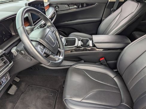 Used 2021 Lincoln Nautilus Reserve image 28