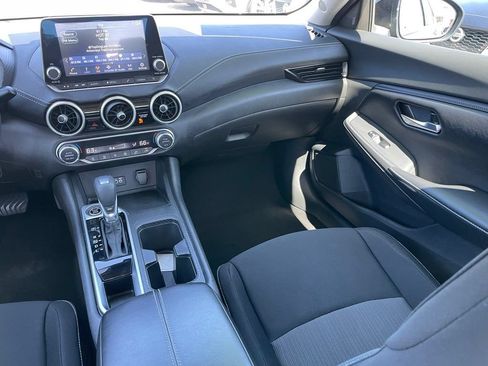 Certified 2021 Nissan Sentra SV FWD image 10