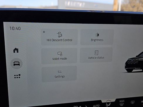 Used 2025 Ford Explorer Active image 21