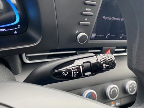 New 2026 Hyundai Elantra SE image 22