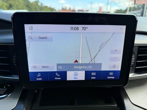 Used 2020 Ford Explorer XLT w/ Equipment Group 202A image 18