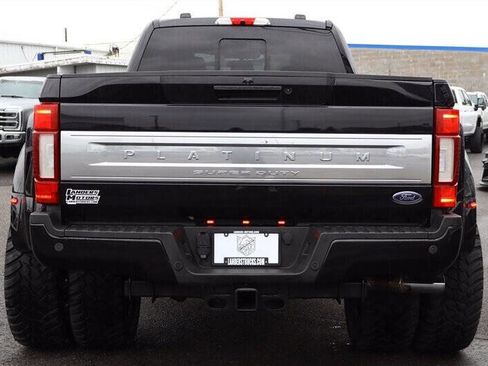 Used 2021 Ford F450 Platinum w/ FX4 Off-Road Package image 4