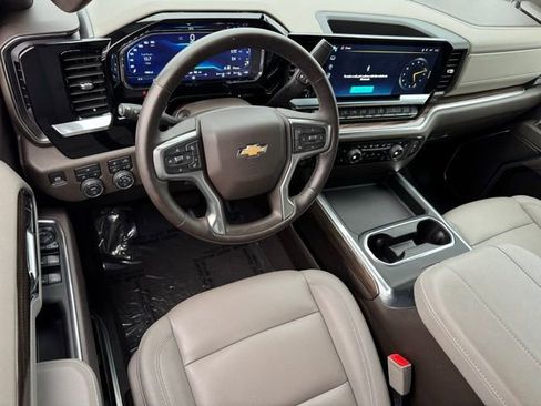 Used 2025 Chevrolet Silverado 2500 LT w/ All Star Edition image 31