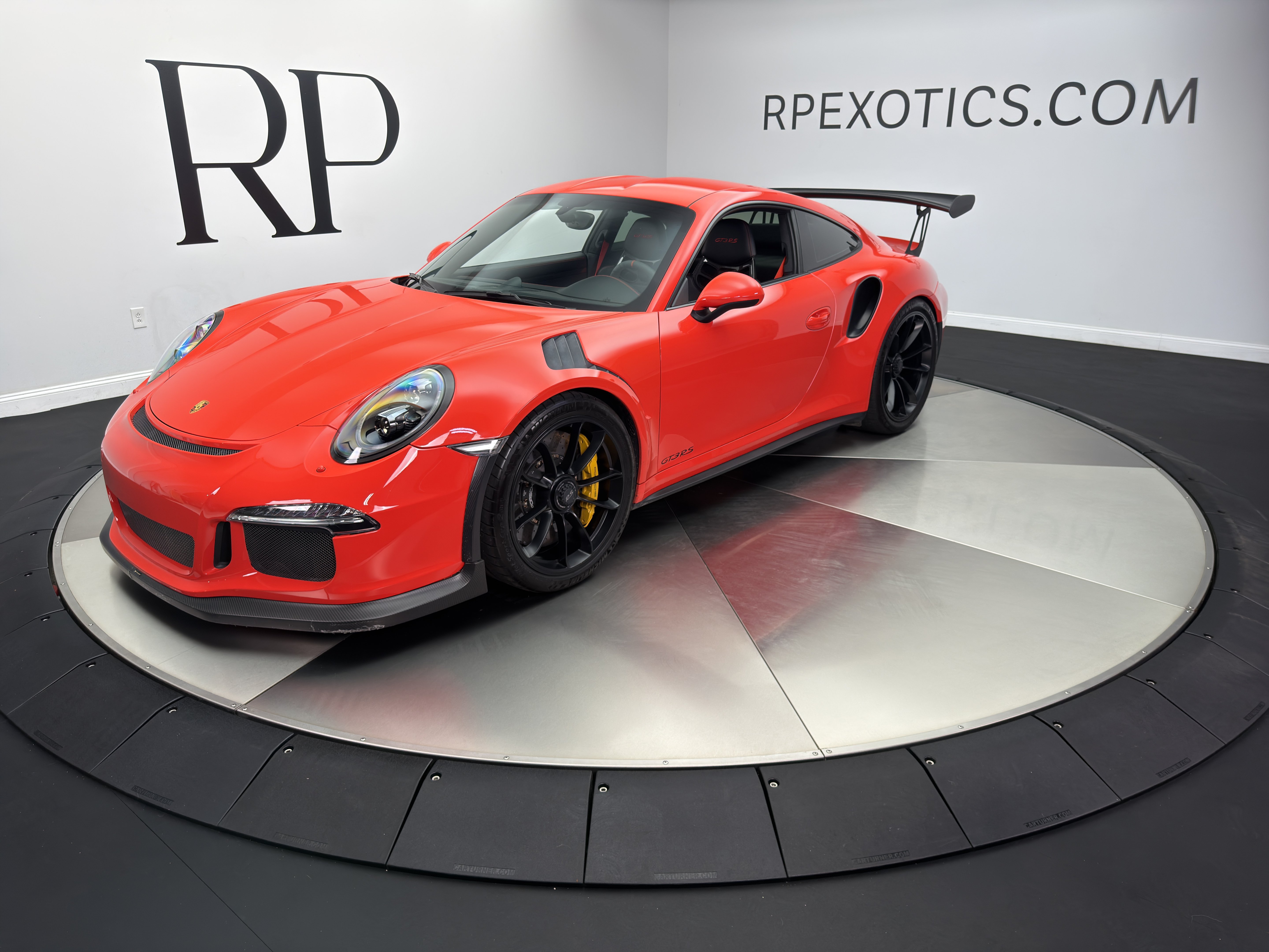 Used 2016 Porsche 911 GT3 RS RWD image 1
