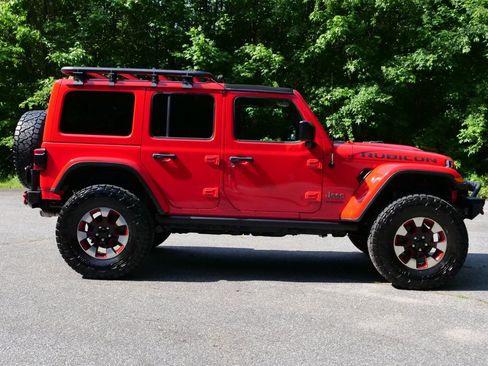 Used 2018 Jeep Wrangler Unlimited Rubicon AWD/4WD image 57