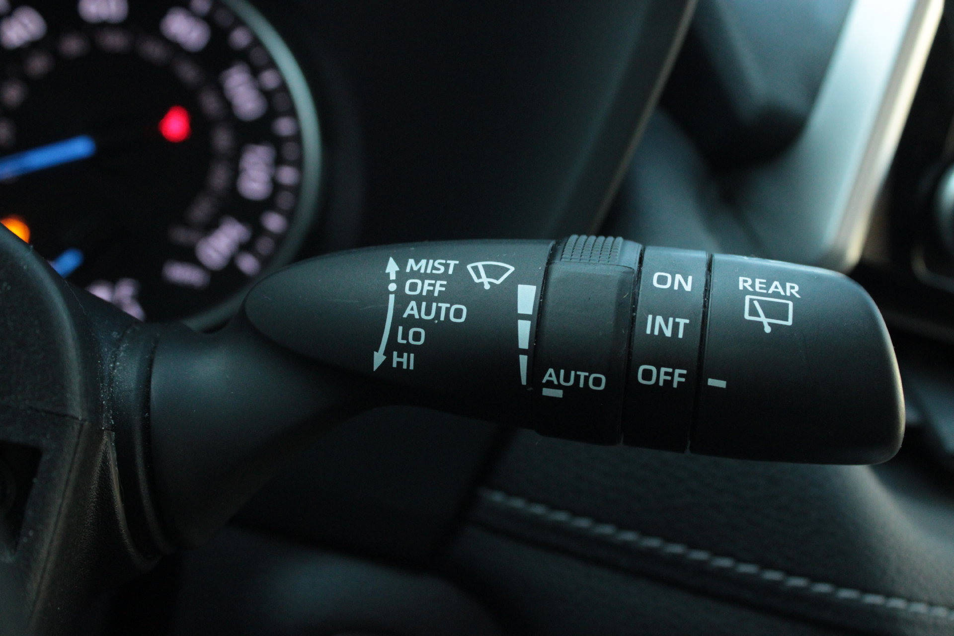 Used 2021 Toyota RAV4 XLE w/ Convenience Package AWD/4WD image 40