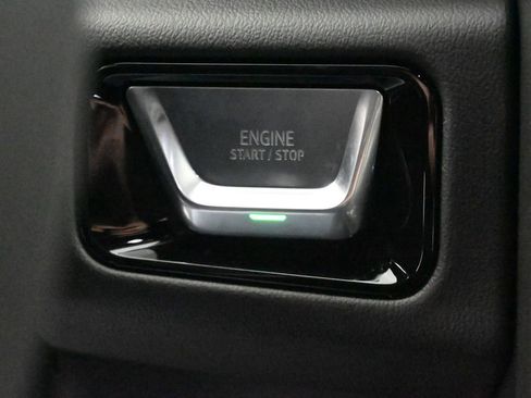 New 2026 GMC Yukon XL Elevation image 24