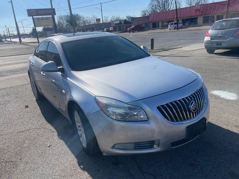 Used 2011 Buick Regal CXL w/ RL2 Preferred Equipment Group image 3