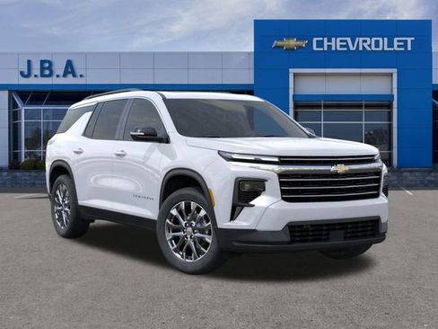 New 2026 Chevrolet Traverse LT w/ Sun and Wheel Package image 7