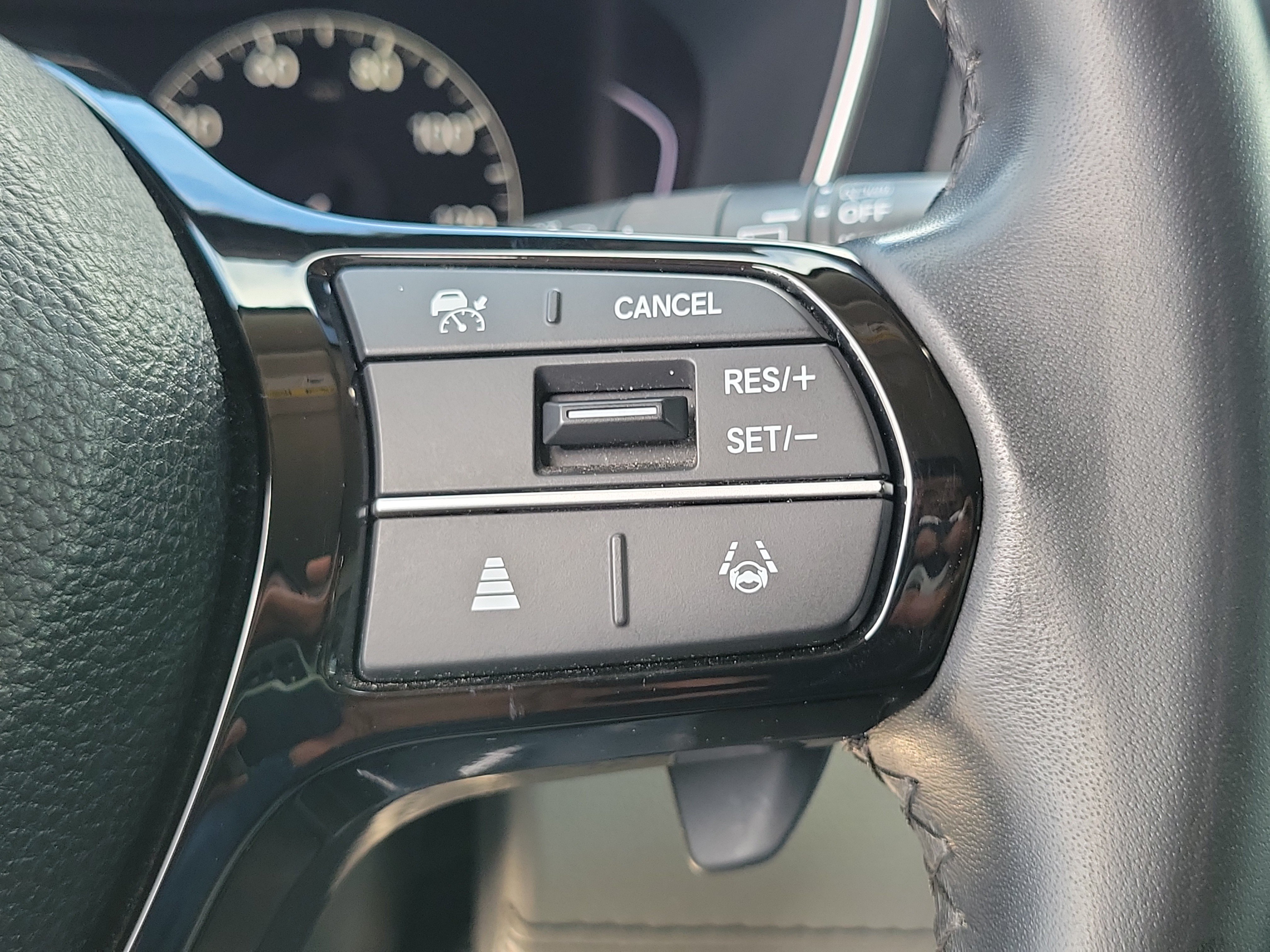 Used 2023 Honda Pilot EX-L image 24