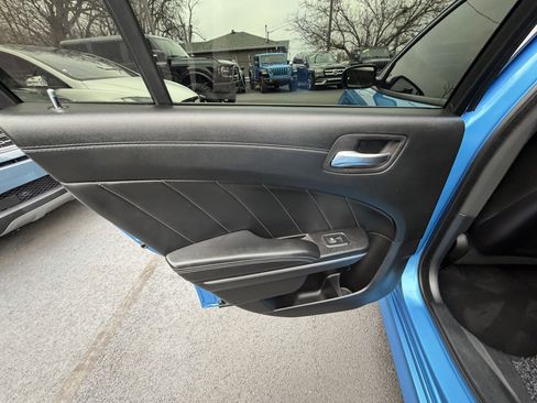 Used 2019 Dodge Charger Scat Pack w/ Plus Group image 18