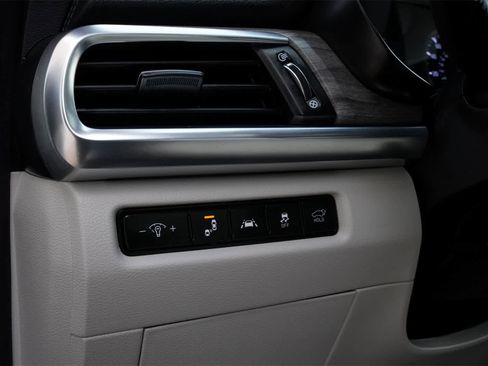 Used 2020 Kia Telluride EX image 16