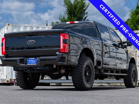 Certified 2024 Ford F250 XLT w/ Black Appearance Package AWD/4WD image 4