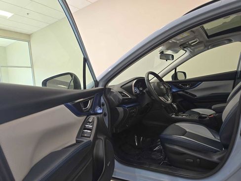 Used 2019 Subaru Crosstrek Hybrid w/ Moonroof Package w/Navigation AWD/4WD image 23