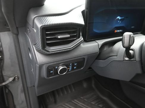 Used 2025 Ford Mustang Coupe RWD image 12
