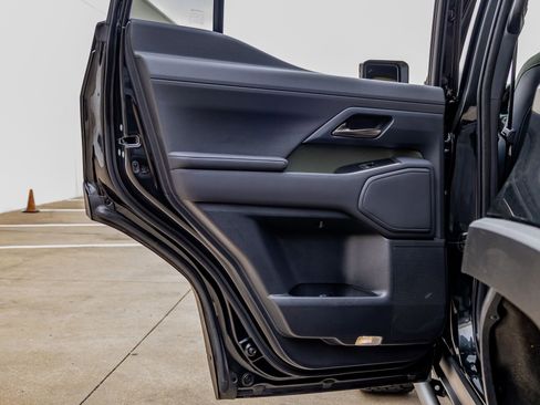 Used 2025 Lexus GX 550 image 37