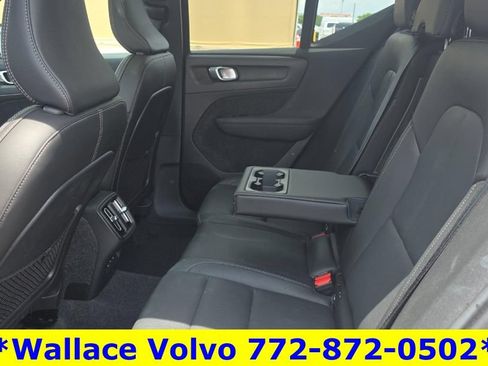 Used 2026 Volvo XC40 B5 Plus AWD/4WD image 5