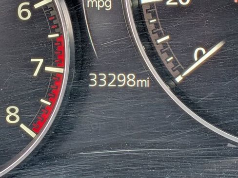 Used 2024 MAZDA MAZDA3 s image 31