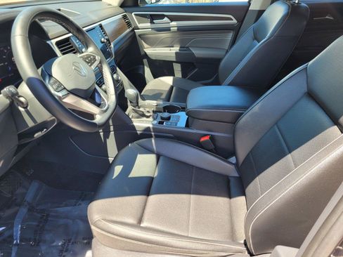 Certified 2023 Volkswagen Atlas SE w/ Black Wheel Package AWD/4WD image 19