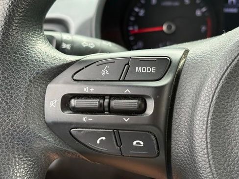 Used 2021 Kia Rio S FWD image 17