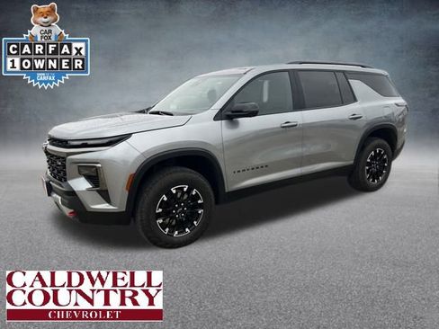 Certified 2024 Chevrolet Traverse Z71 image 1