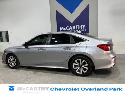 Used 2022 Honda Civic LX image 7