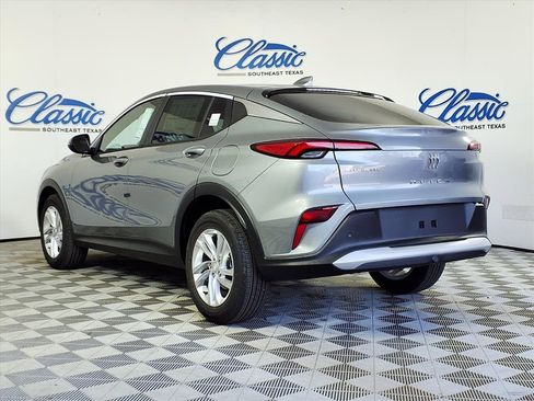 New 2026 Buick Envista Preferred w/ Convenience II Package image 2