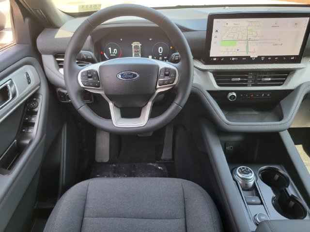 New 2027 Ford Explorer Active RWD image 16