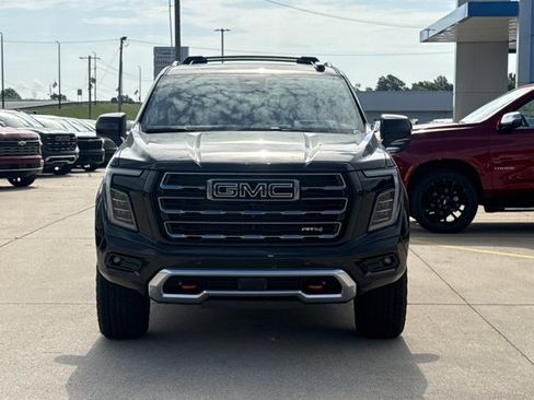 New 2026 GMC Yukon XL AT4 w/ AT4 Premium Plus Package AWD/4WD image 35