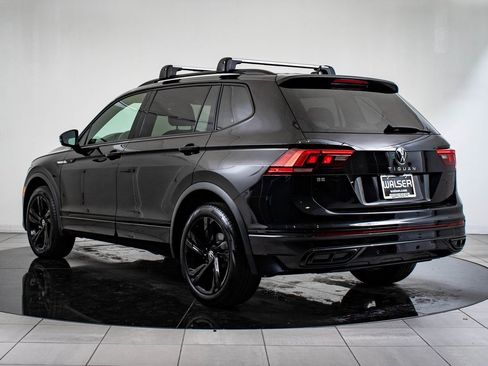 Used 2024 Volkswagen Tiguan SE R-Line image 11