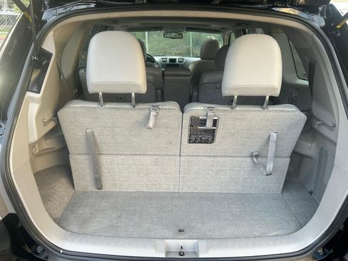 Used 2012 Toyota Highlander Limited image 16