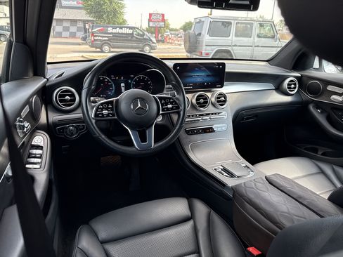 Used 2022 Mercedes-Benz GLC 300 4MATIC image 13